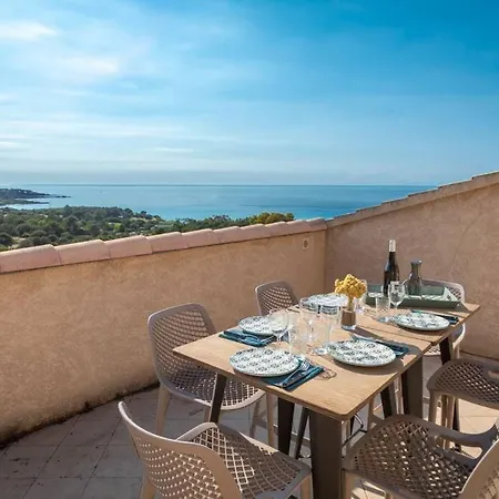 Standard 2ch Vue - Ile Rousse * LʼÎle-Rousse